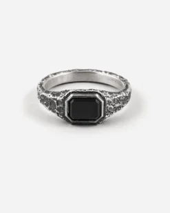 ANELLO CHEVALIER MATERIC CON PIETRA NERA