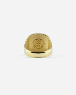 ANELLO CHEVALIER QUADRATO SMUSSATO IN ORO