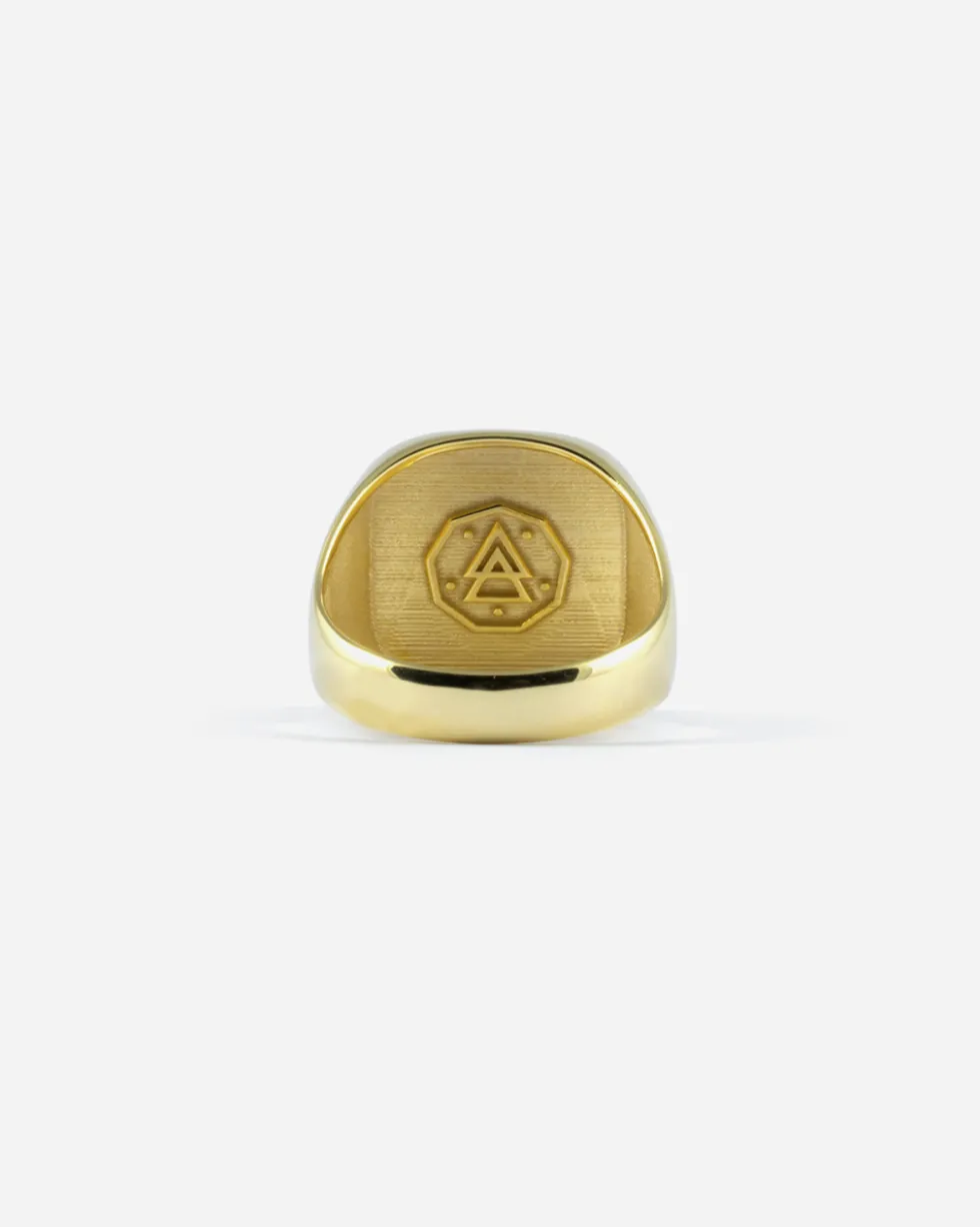 ANELLO CHEVALIER QUADRATO SMUSSATO IN ORO