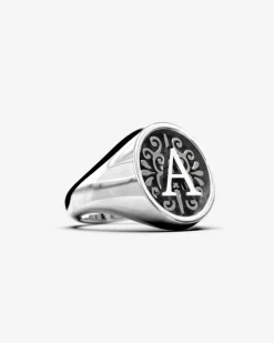 ANELLO CHEVALIER TONDO CON LETTERA INIZIALE PERSONALIZZATA