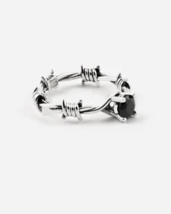 ANELLO SOLITARIO FILO SPINATO IN ARGENTO CON BRILLANTE NERO