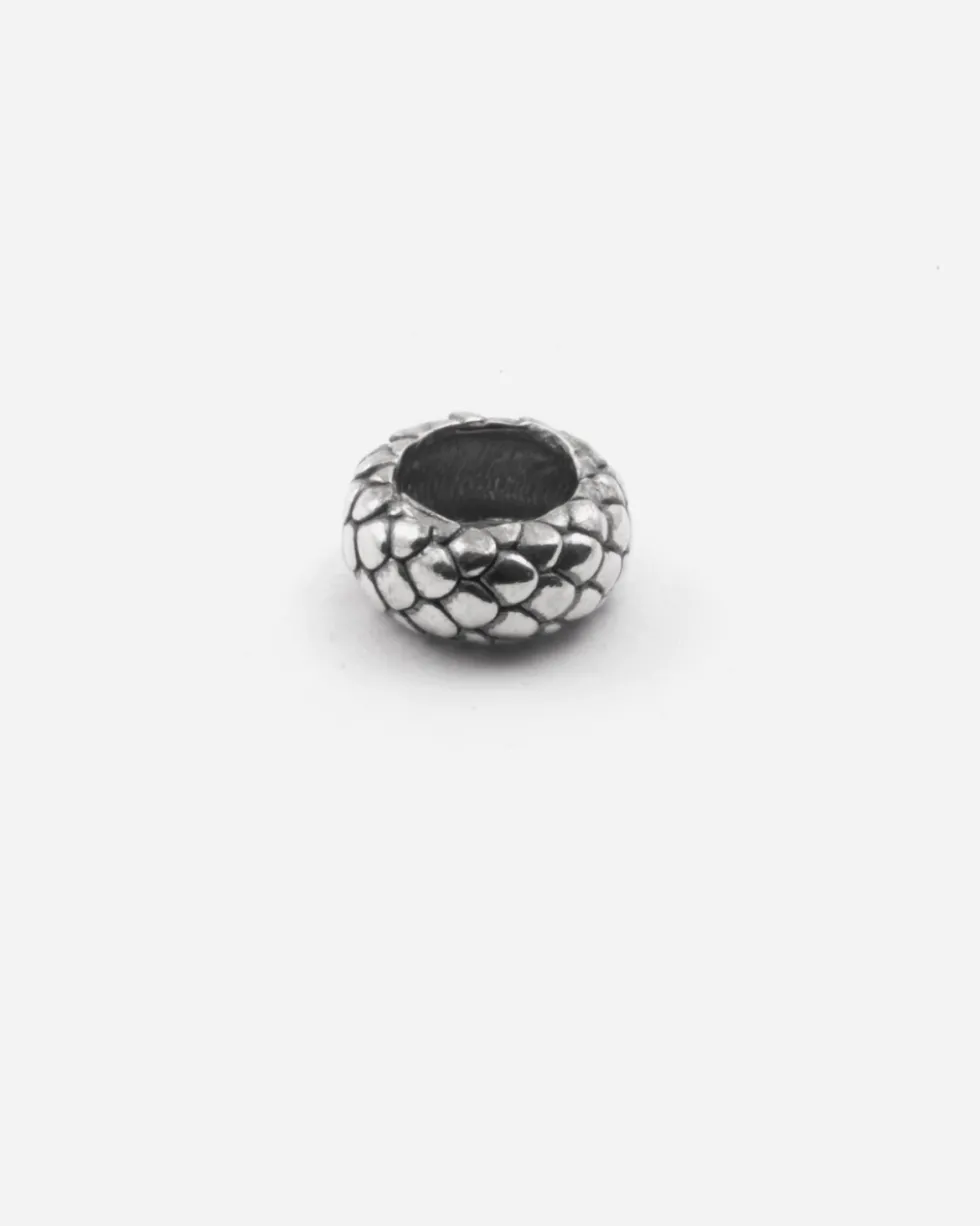 CHARM DISTANZIATORE SQUAMATO IN ARGENTO