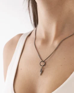 CIONDOLO MINI CHARM SAETTA PUNTINATA IN ARGENTO