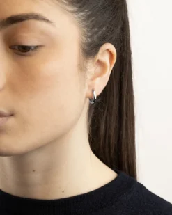 ORECCHINO A CERCHIO DIAM 11 MM CON SCATTINO IN ARGENTO